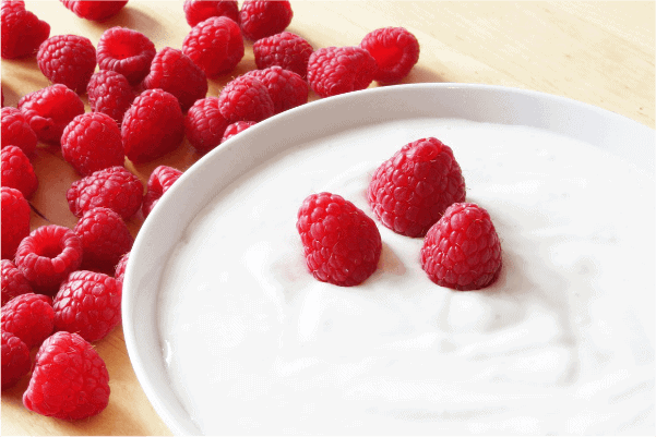 yogurt with raspberries